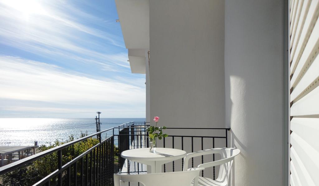 Mirto Beach Hotel & Restaurant 帕拉利亚维拉乔 外观 照片