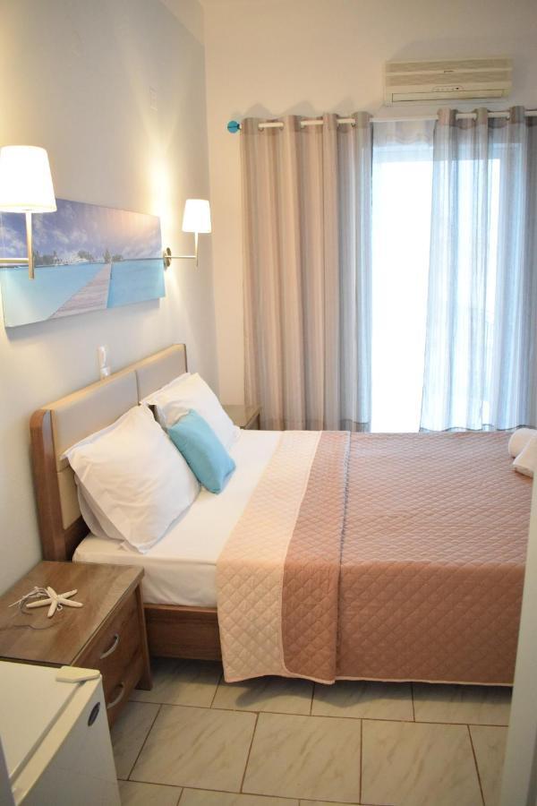 Mirto Beach Hotel & Restaurant 帕拉利亚维拉乔 外观 照片